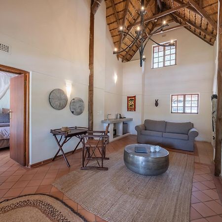 Milima Big 5 Safari Lodge Hoedspruit Exterior photo