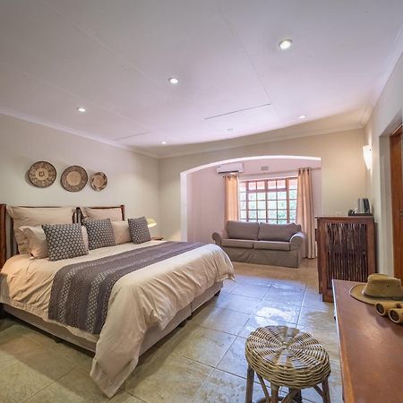 Milima Big 5 Safari Lodge Hoedspruit Exterior photo