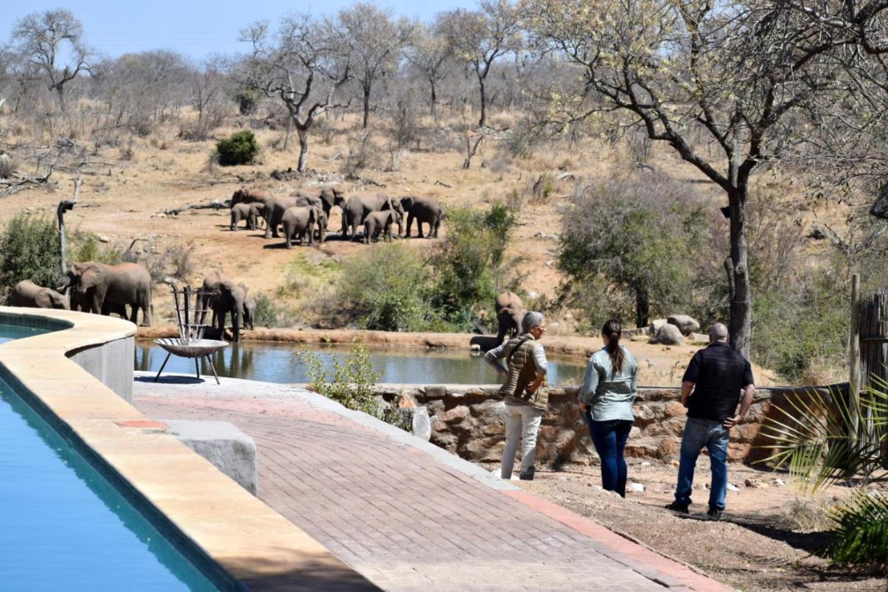 Milima Big 5 Safari Lodge Hoedspruit Exterior photo