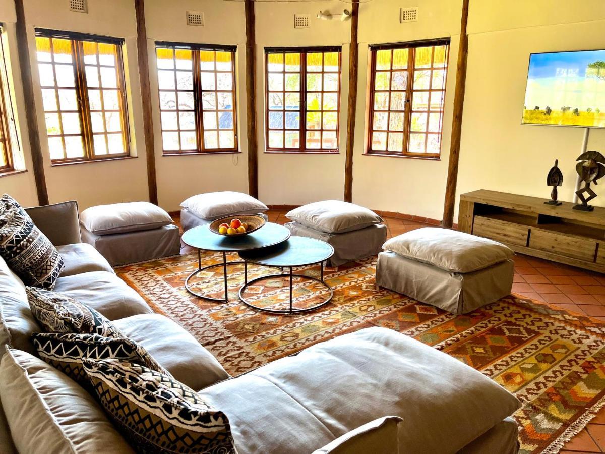 Milima Big 5 Safari Lodge Hoedspruit Exterior photo
