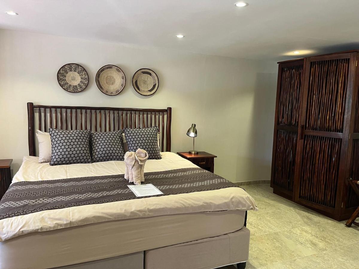 Milima Big 5 Safari Lodge Hoedspruit Exterior photo
