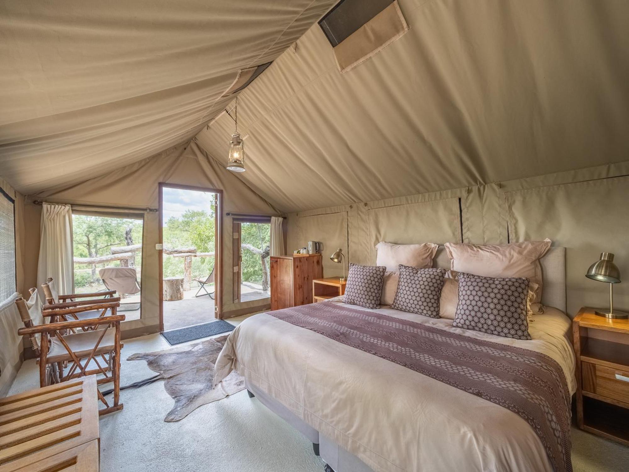 Milima Big 5 Safari Lodge Hoedspruit Exterior photo
