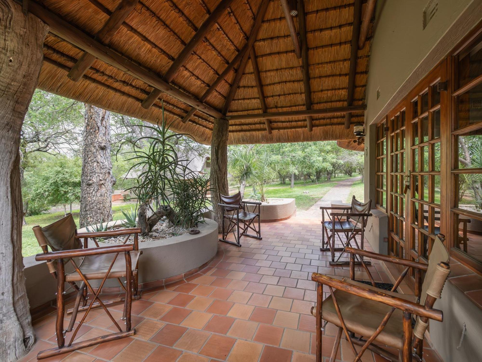 Milima Big 5 Safari Lodge Hoedspruit Exterior photo